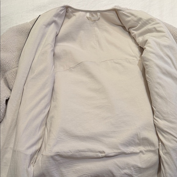 Lululemon Collarless Textured Fleece Full Zip - Picture 3 of 3